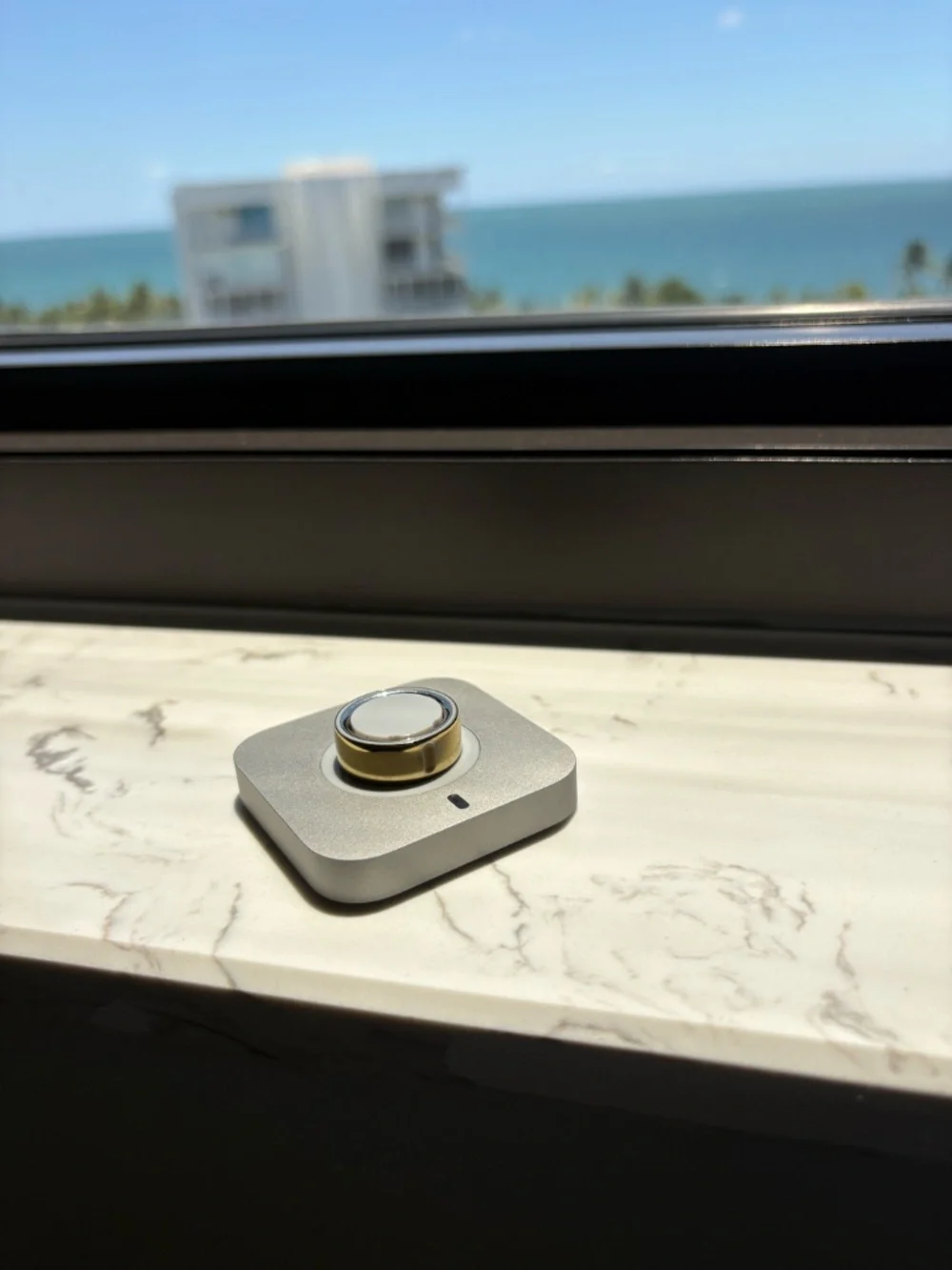 Oura Ring Gen 4 Gold Size 6